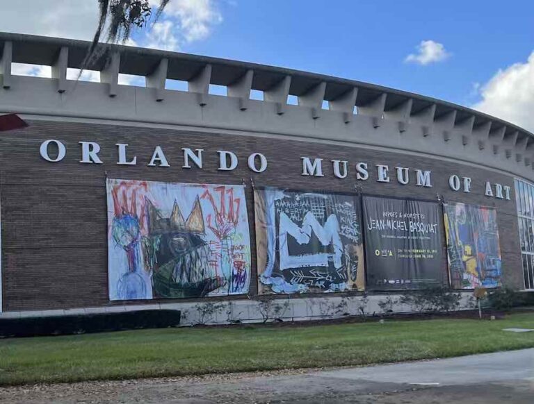 Free sketching session at Orlando Museum of Art