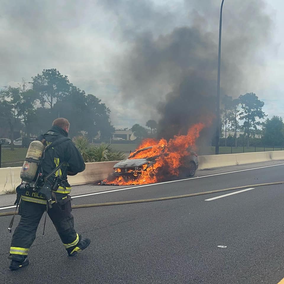 Orlando Fire Department subdues vehicle fire on I 4