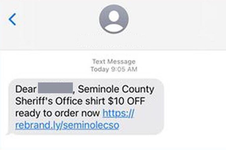 Police warning of t-shirt discount scam through text, Facebook messages