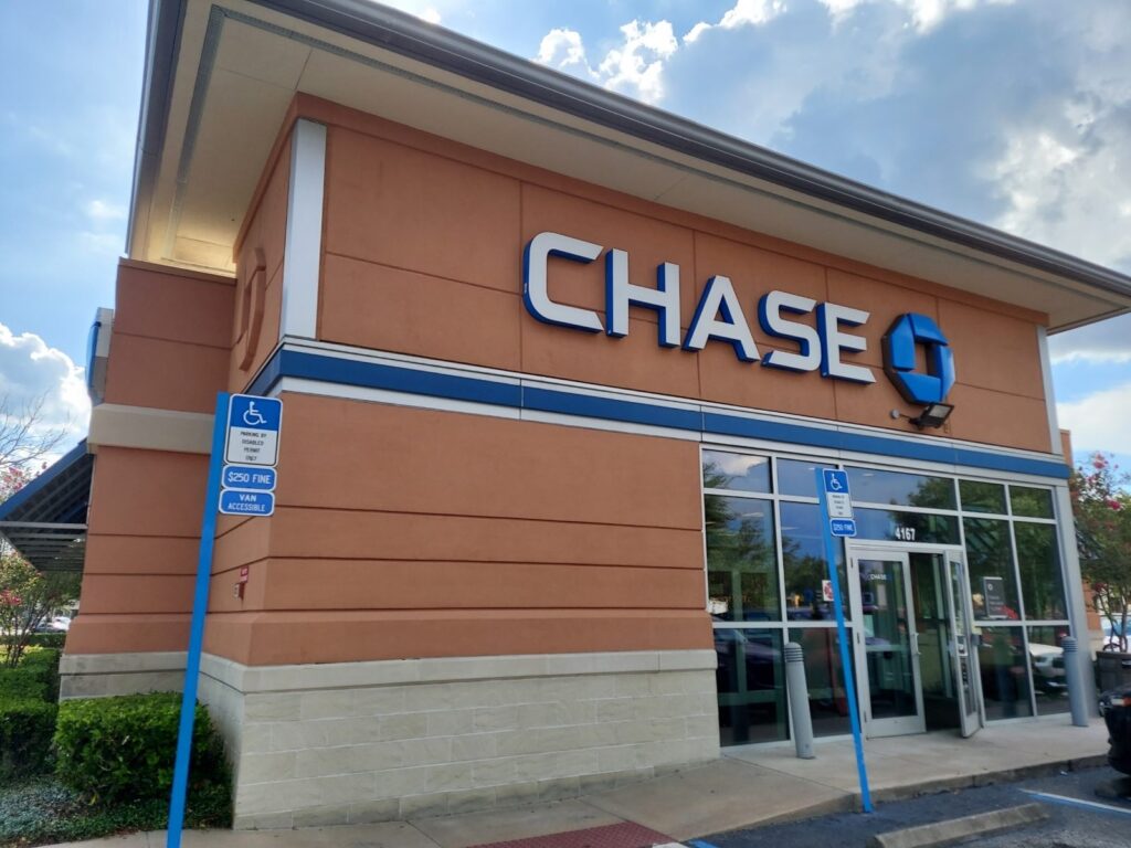 Chase bank in south Orlando