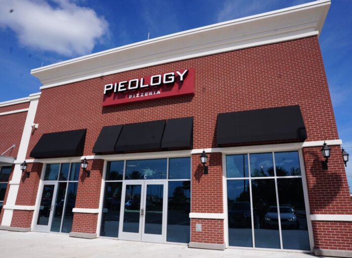 Pieology Pizzeria at Flamingo Crossings in south Orlando