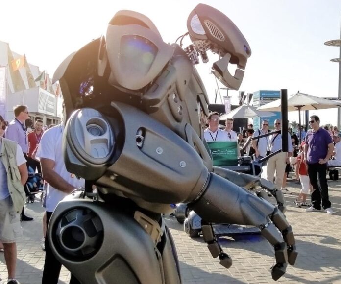 Titan the robot from Roboland Orlando