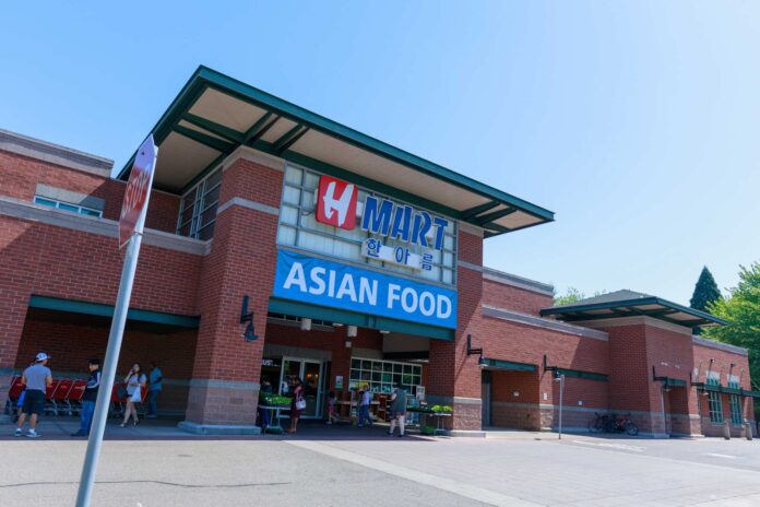 H Mart Asian Food grocery store