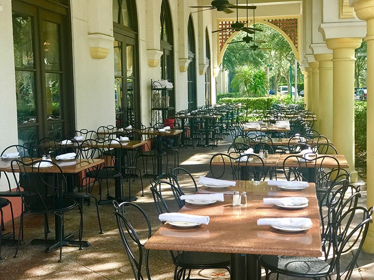Outdoor dining at Columbia Restaurant (Photo Columbia Restaurant)