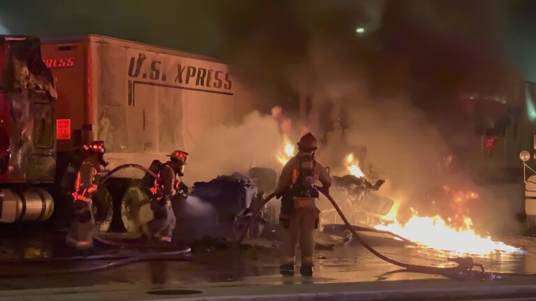 Fire crews extinguish semi truck fire (Photo: Norm Reyburn)