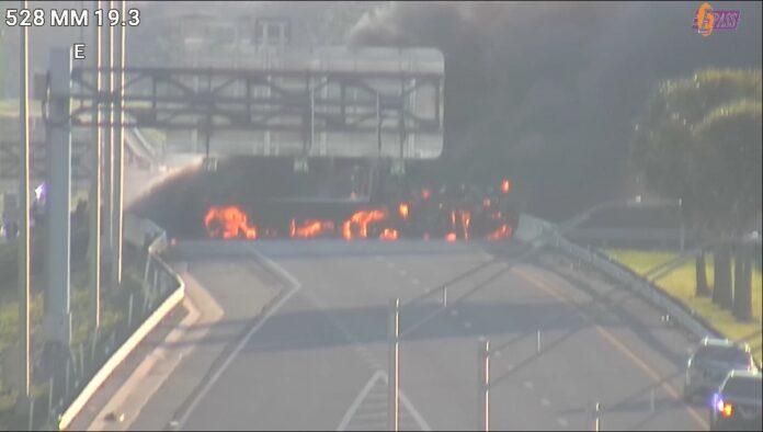 Vehicle fire shuts down SR 528 on January 29 (1)