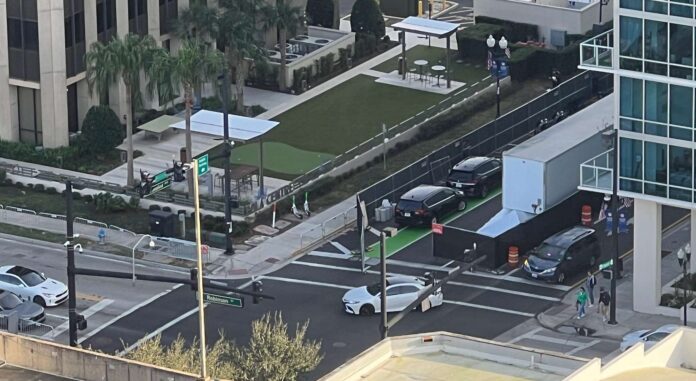 Cars turning from Rosalind Avenue onto Robinson Street in downtown Orlando on February 1, 2024
