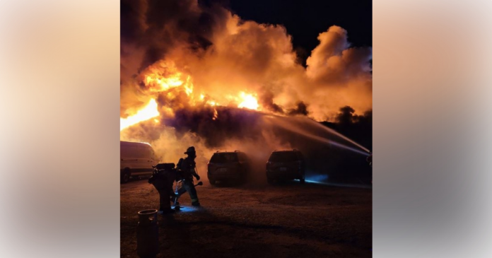Firefighters combated a two-alarm fire at an abandoned auto shop near Winter Park on March 22, 2024. (Photo: Orange County Fire Rescue)