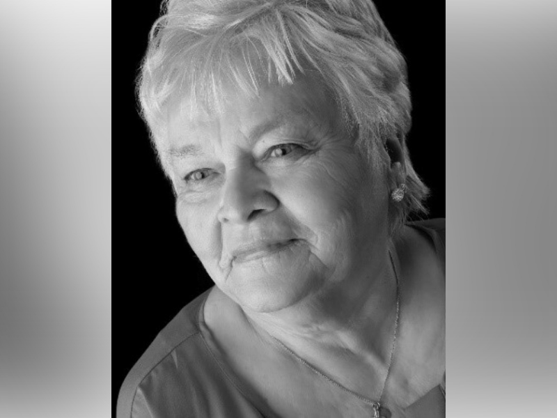 Gloria Marie Miller