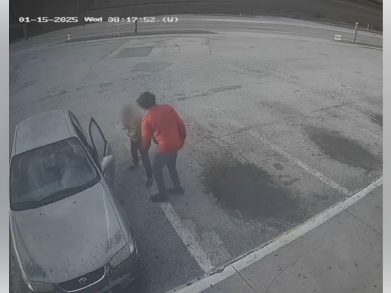 An elderly woman was robbed of her lottery winnings outside an Orlando store on January 15, 2025. (Photo: Orange County Sheriff's Office)