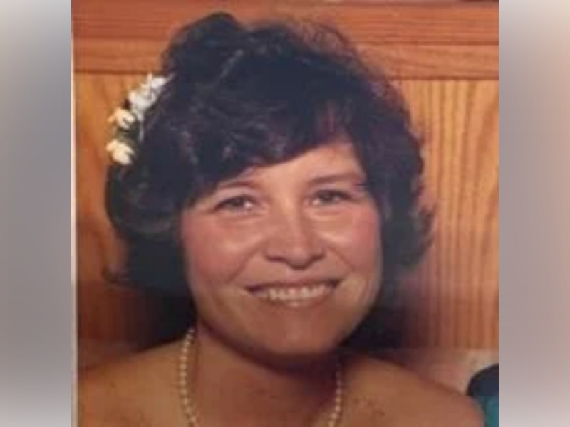 Gloria Voncille Bender