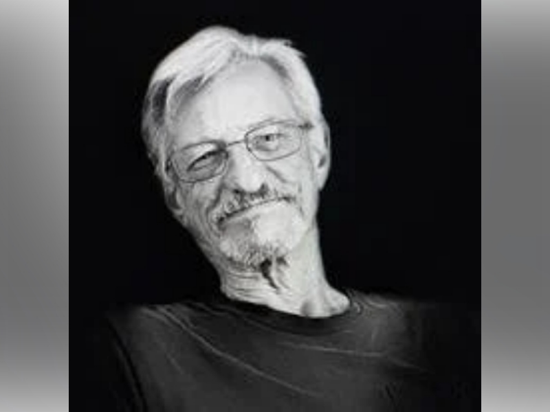 Robert Stevens