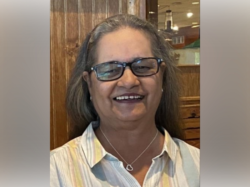 Gail Dennis