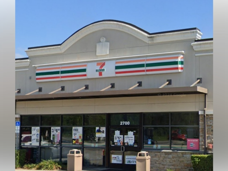 The 7-Eleven located at 2700 W 25th Street in Sanford. (Photo: Google)
