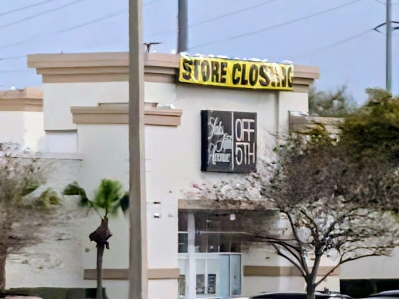 Saks Fifth Avenue in Orlando