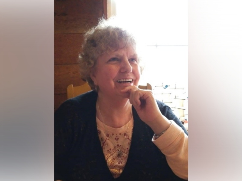 Vivian Deanna Joslin