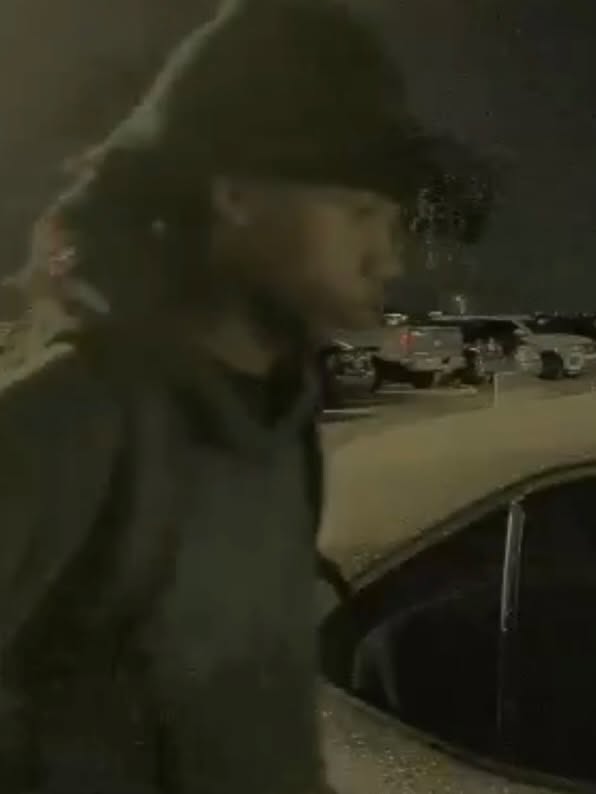 The first suspect wanted by Orlando police in connection with a series of vehicle burglaries at Orlando International Airport. (Photo: Orlando Police Department)