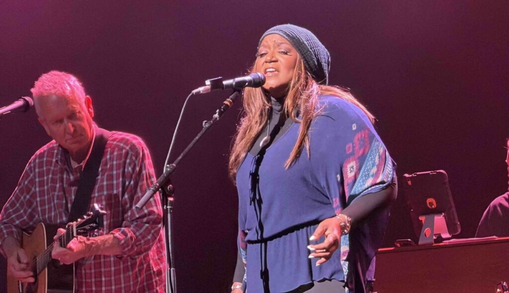 Wendy Moten sang a powerful version of Ode to Billie Joe.